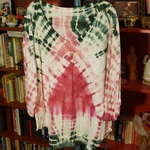 Triangle long sleeve tie dye